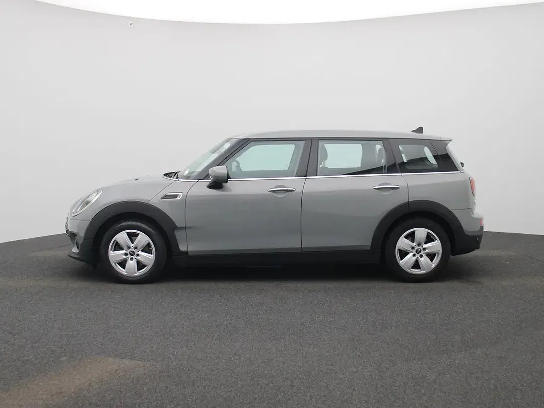 MINI Cooper Clubman - Thumbnail 4