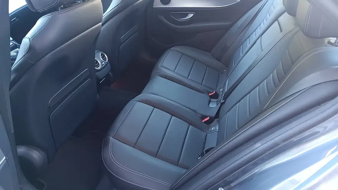 Mercedes-Benz E 400 - Thumbnail 7