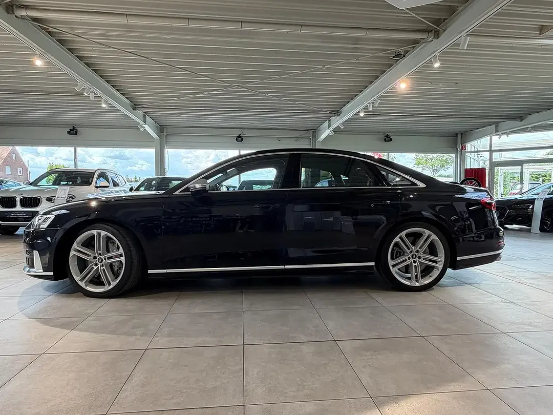 Audi S8 - Thumbnail 7