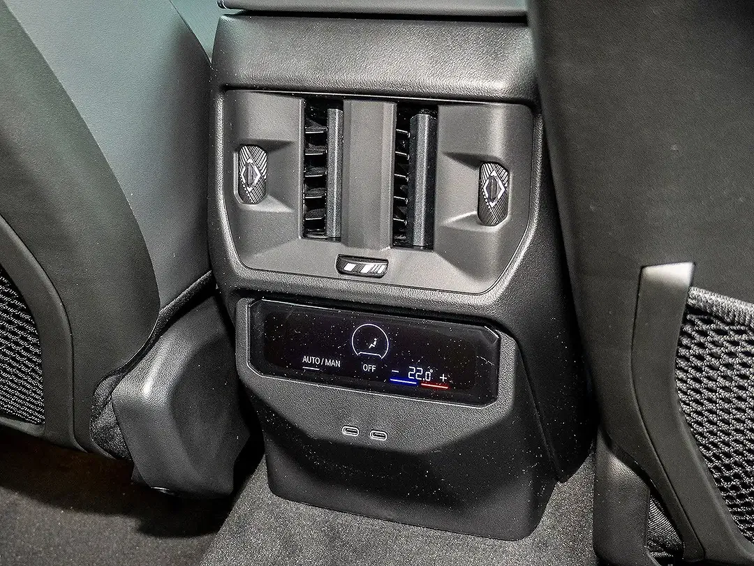 BMW X3 - Thumbnail 18