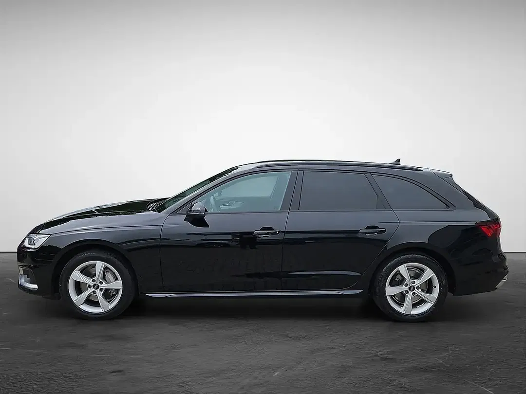 Audi A4 - Thumbnail 3