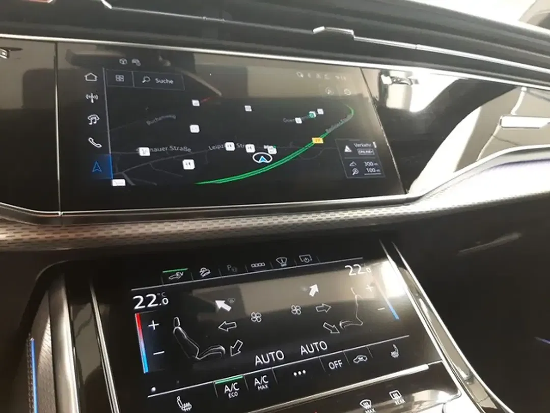 Audi Q7 - Thumbnail 12