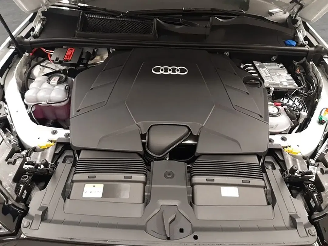Audi Q7 - Thumbnail 15