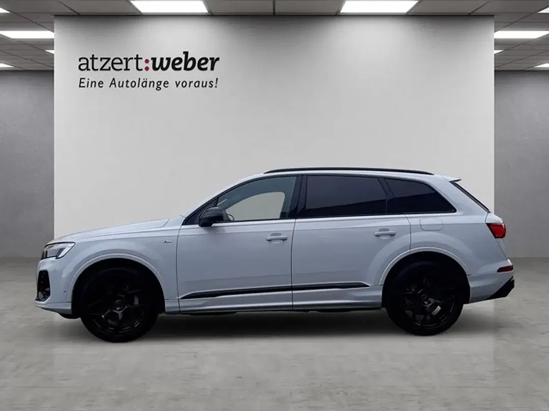 Audi Q7 - Thumbnail 4