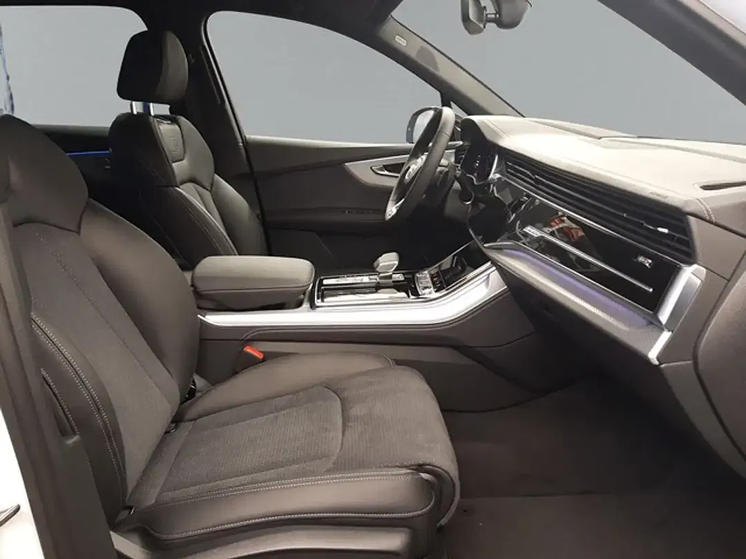 Audi Q7 - Thumbnail 7