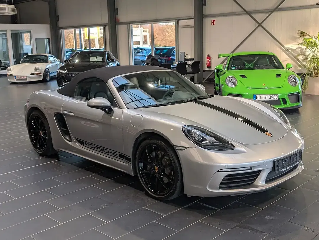 Porsche Boxster - Thumbnail 5
