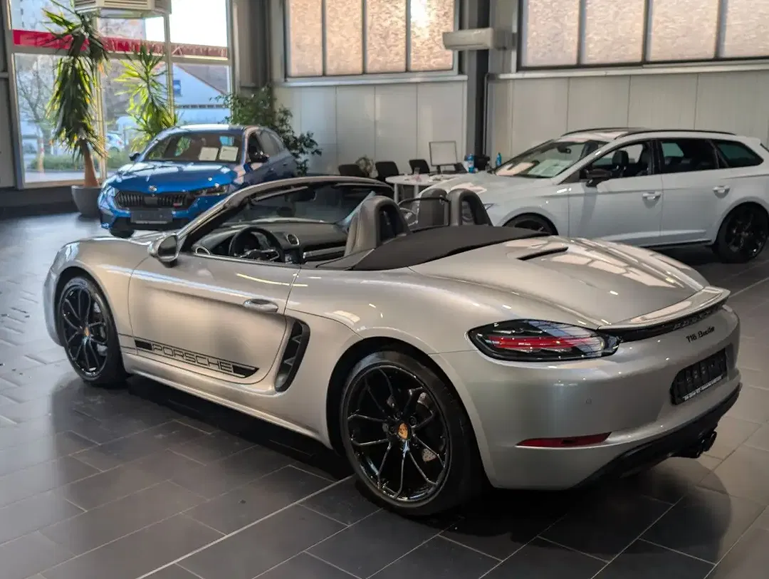 Porsche Boxster - Thumbnail 6