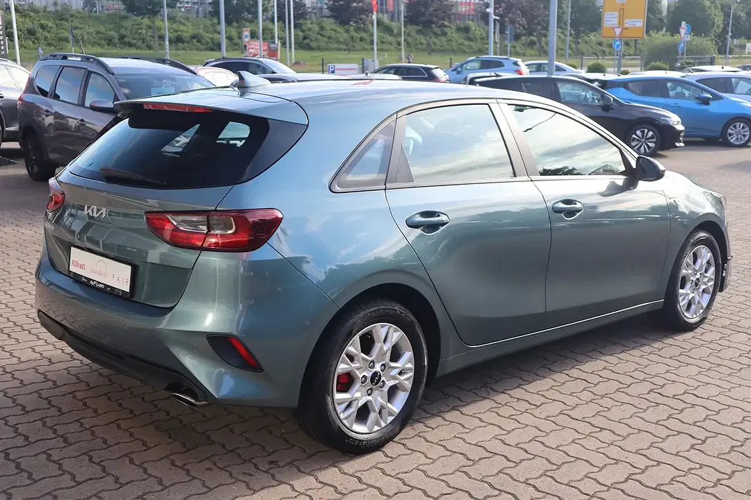 Kia Ceed / cee'd - Thumbnail 6