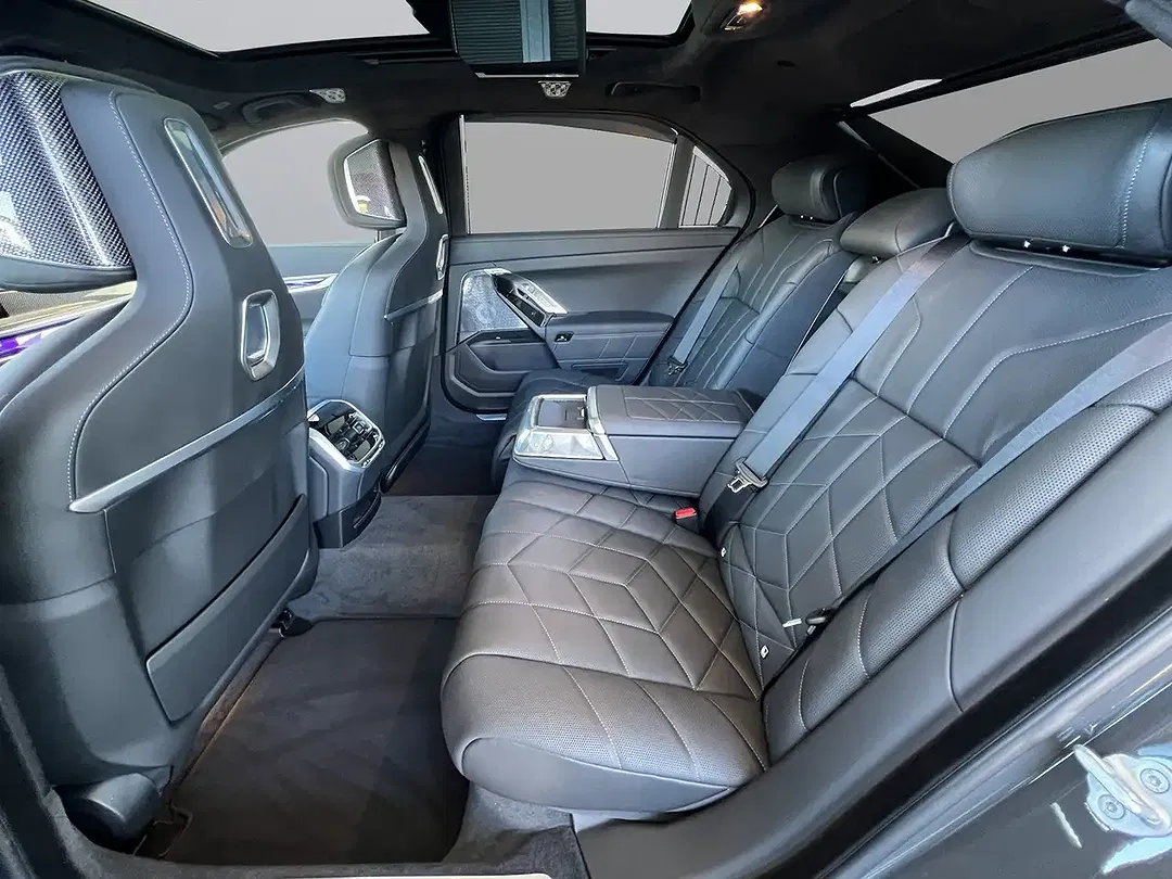 BMW 760 - Thumbnail 7