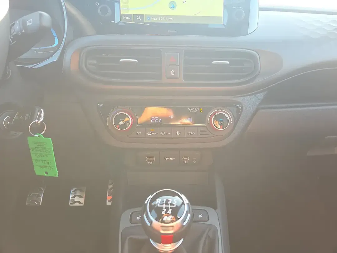 Hyundai i10 - Thumbnail 14