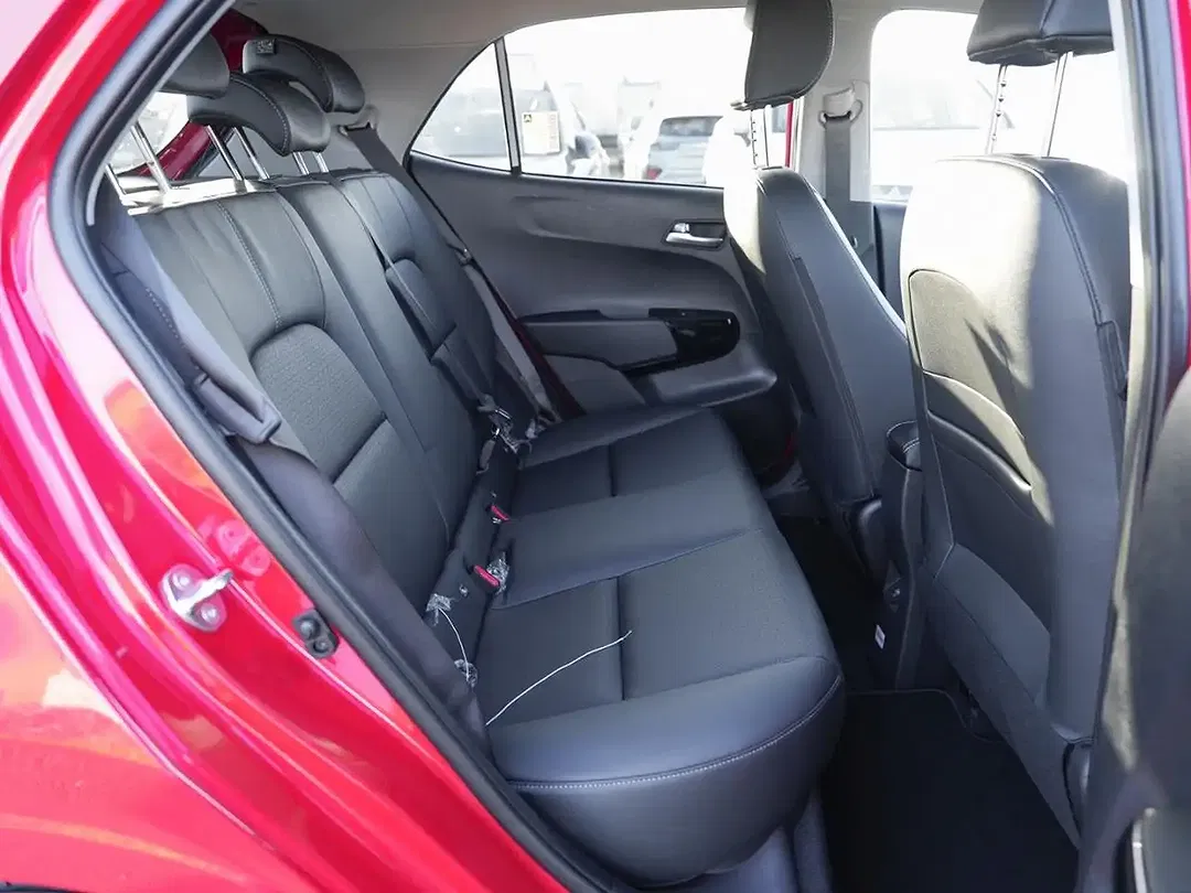 Kia Picanto - Thumbnail 11