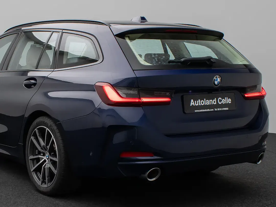 BMW 330 - Thumbnail 14