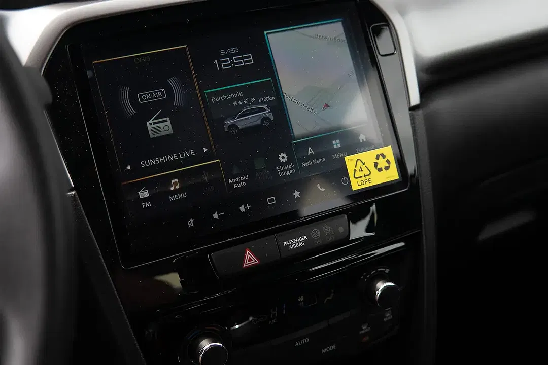 Suzuki Vitara - Thumbnail 10