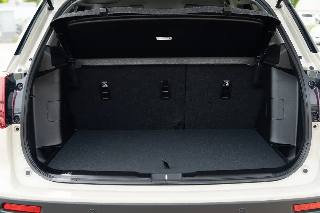Suzuki Vitara - Thumbnail 14