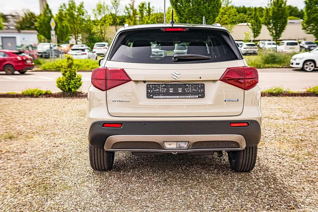 Suzuki Vitara - Thumbnail 5