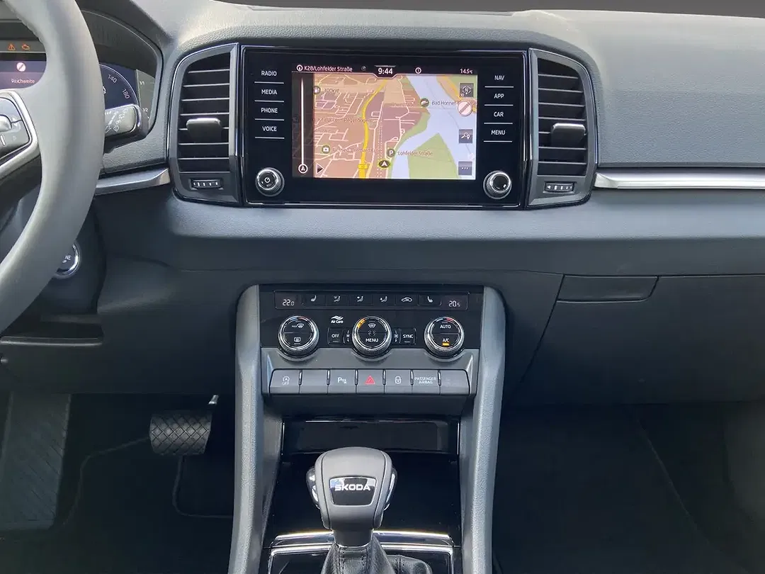 Skoda Karoq - Thumbnail 11