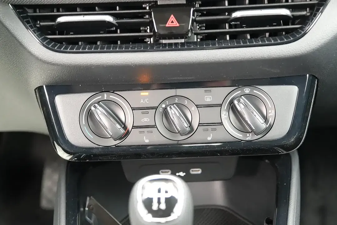 Skoda Fabia - Thumbnail 12