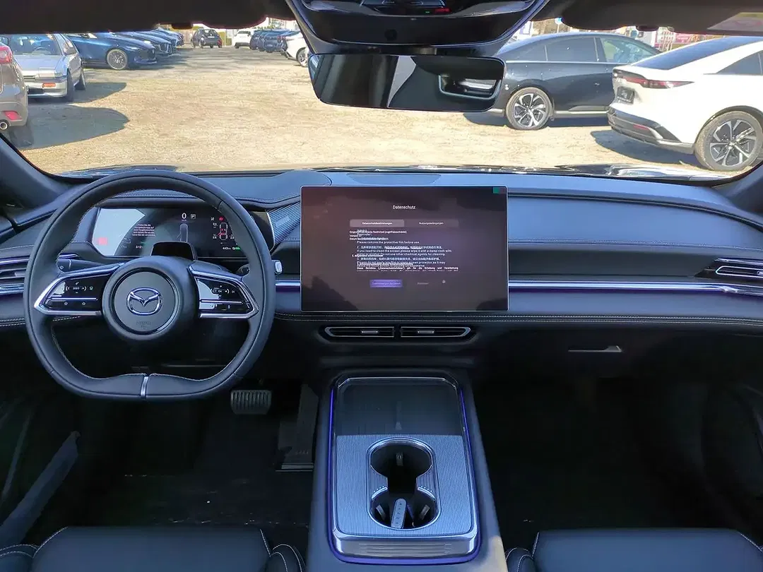 Mazda 6e - Thumbnail 14