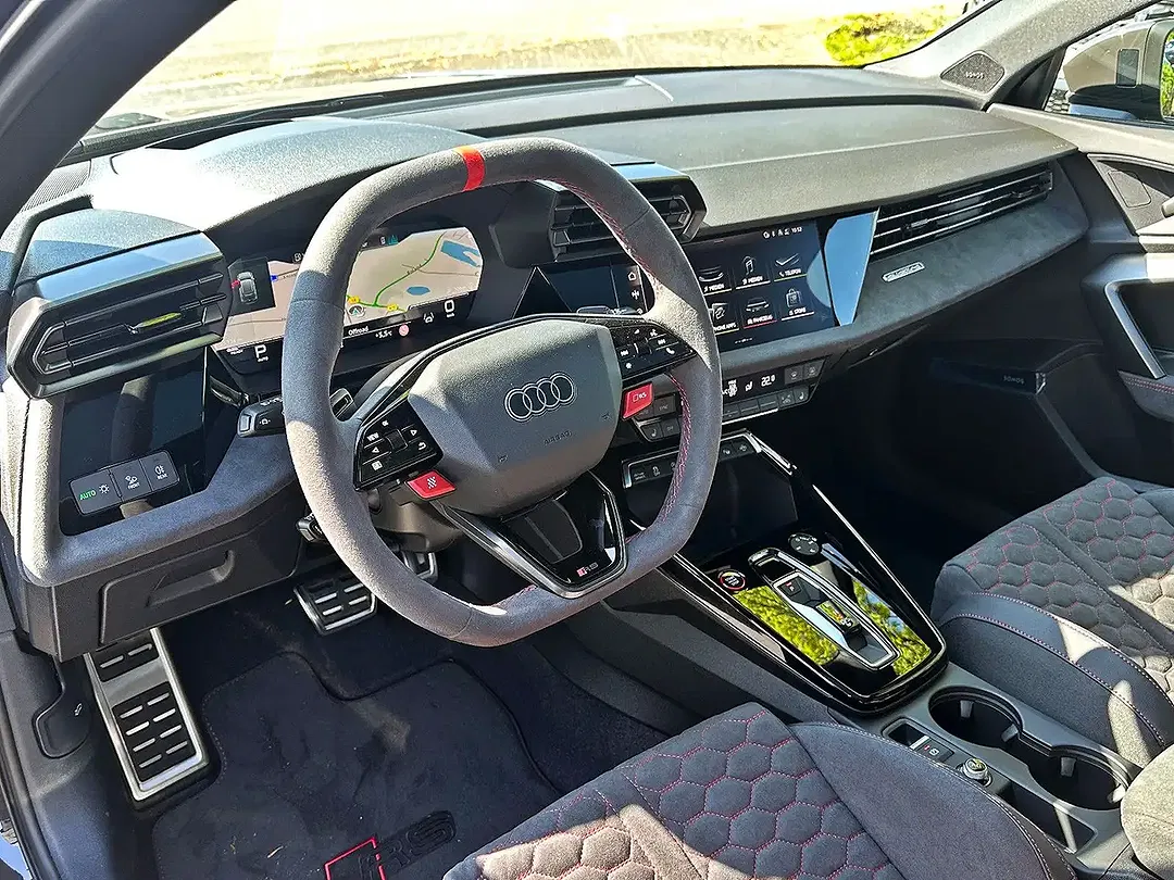 Audi RS3 - Thumbnail 11