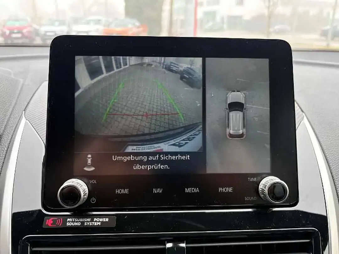 Mitsubishi Eclipse Cross - Thumbnail 11
