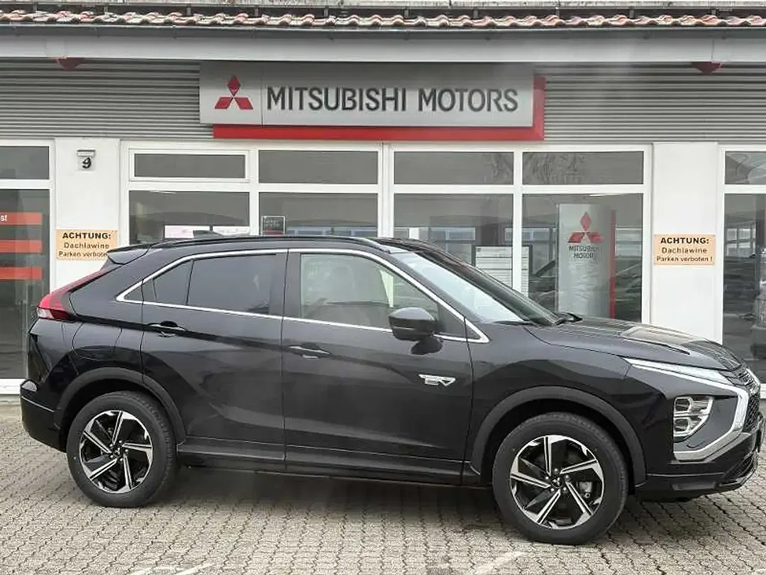 Mitsubishi Eclipse Cross - Thumbnail 3