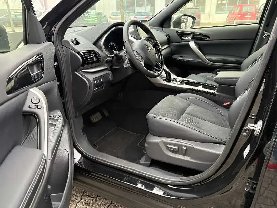 Mitsubishi Eclipse Cross - Thumbnail 7