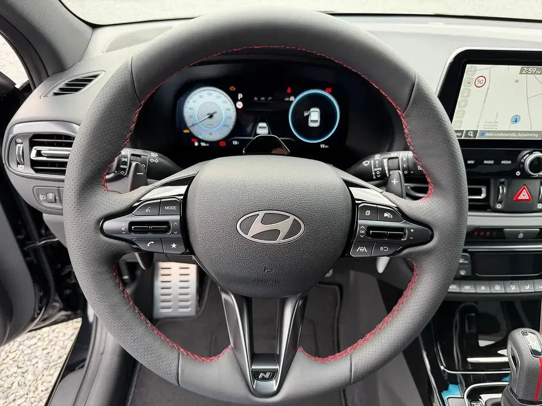 Hyundai i30 - Thumbnail 11