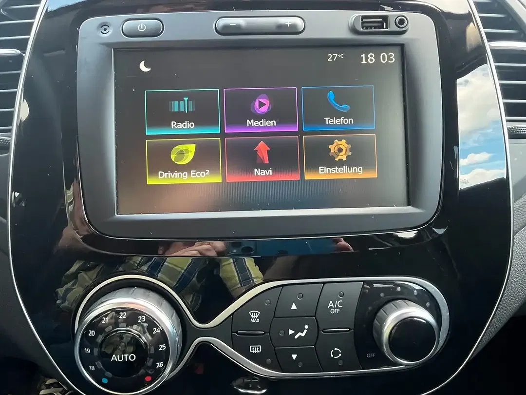Renault Captur - Thumbnail 14