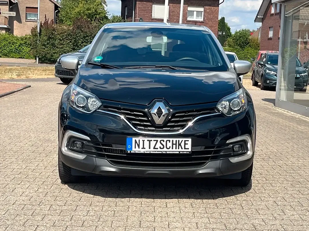 Renault Captur - Thumbnail 2