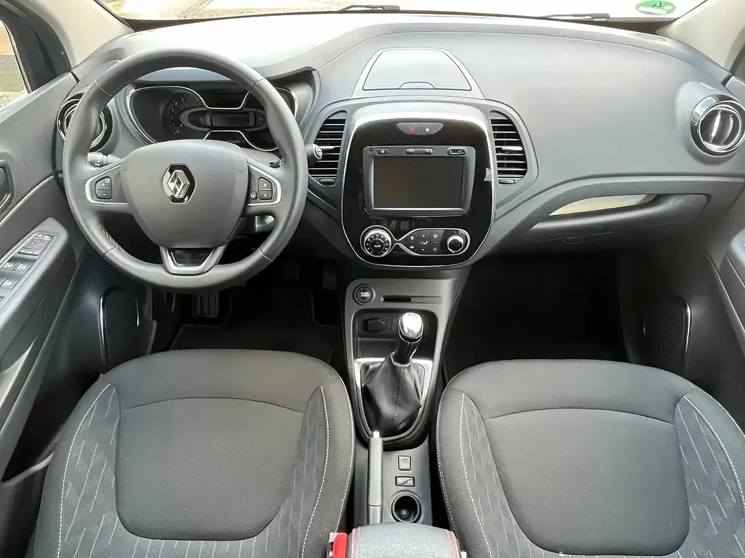 Renault Captur - Thumbnail 7