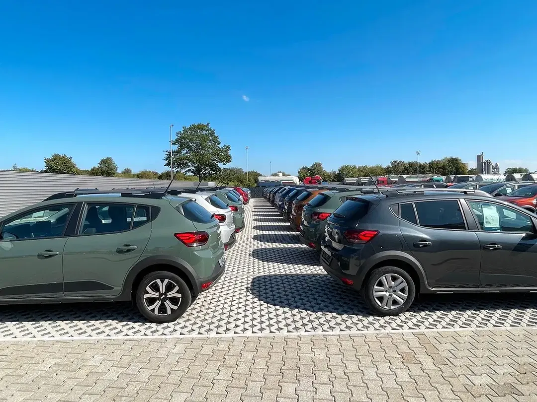 Dacia Sandero - Thumbnail 12