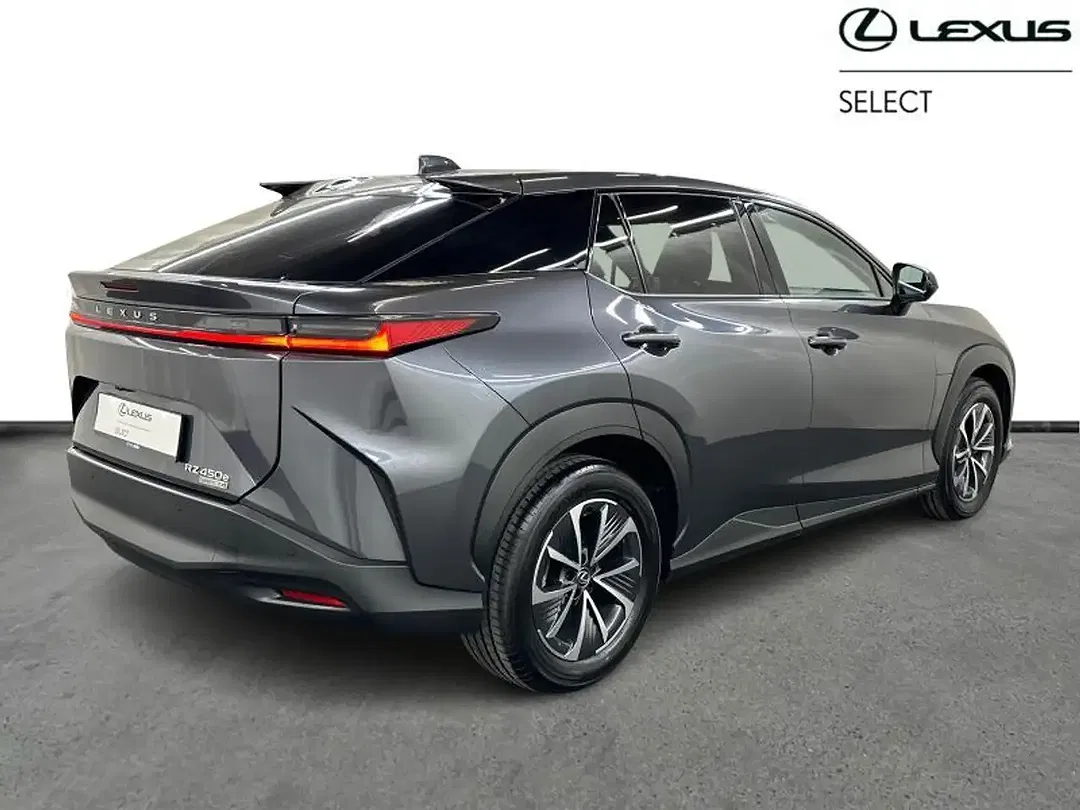 Lexus RZ - Thumbnail 2