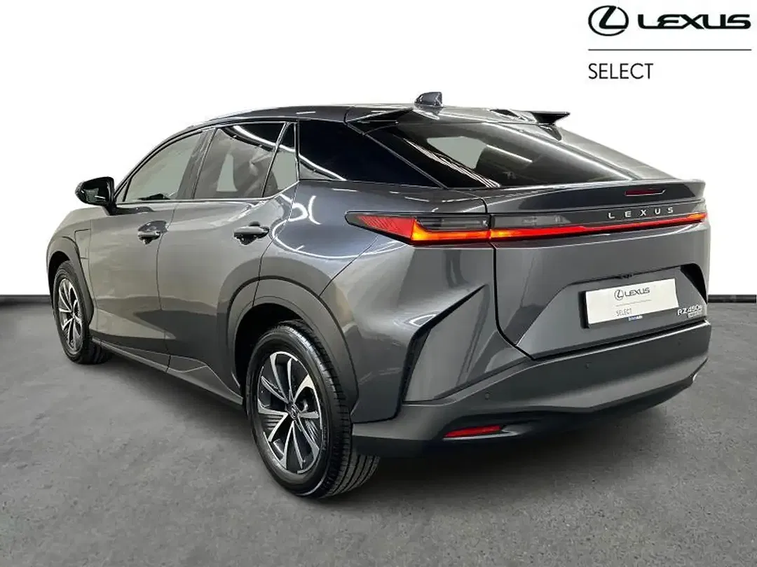 Lexus RZ - Thumbnail 6
