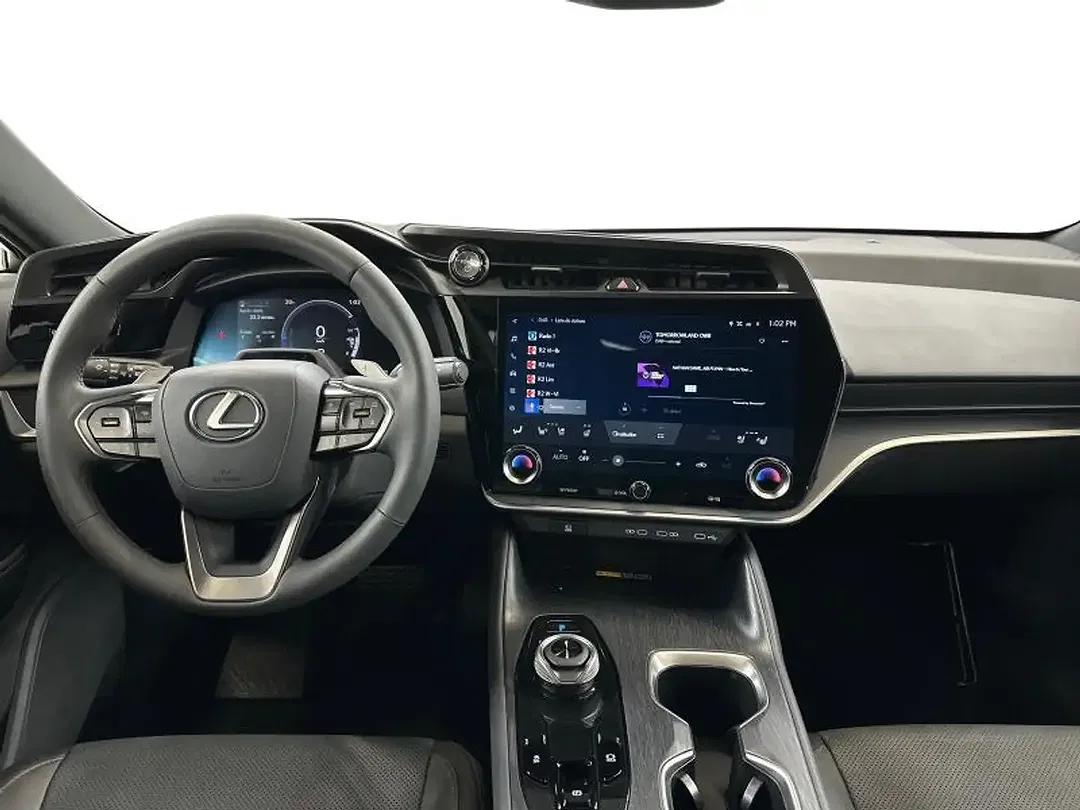 Lexus RZ - Thumbnail 9