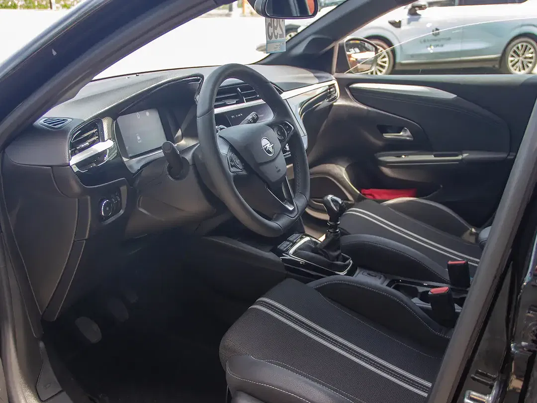 Opel Corsa - Thumbnail 12