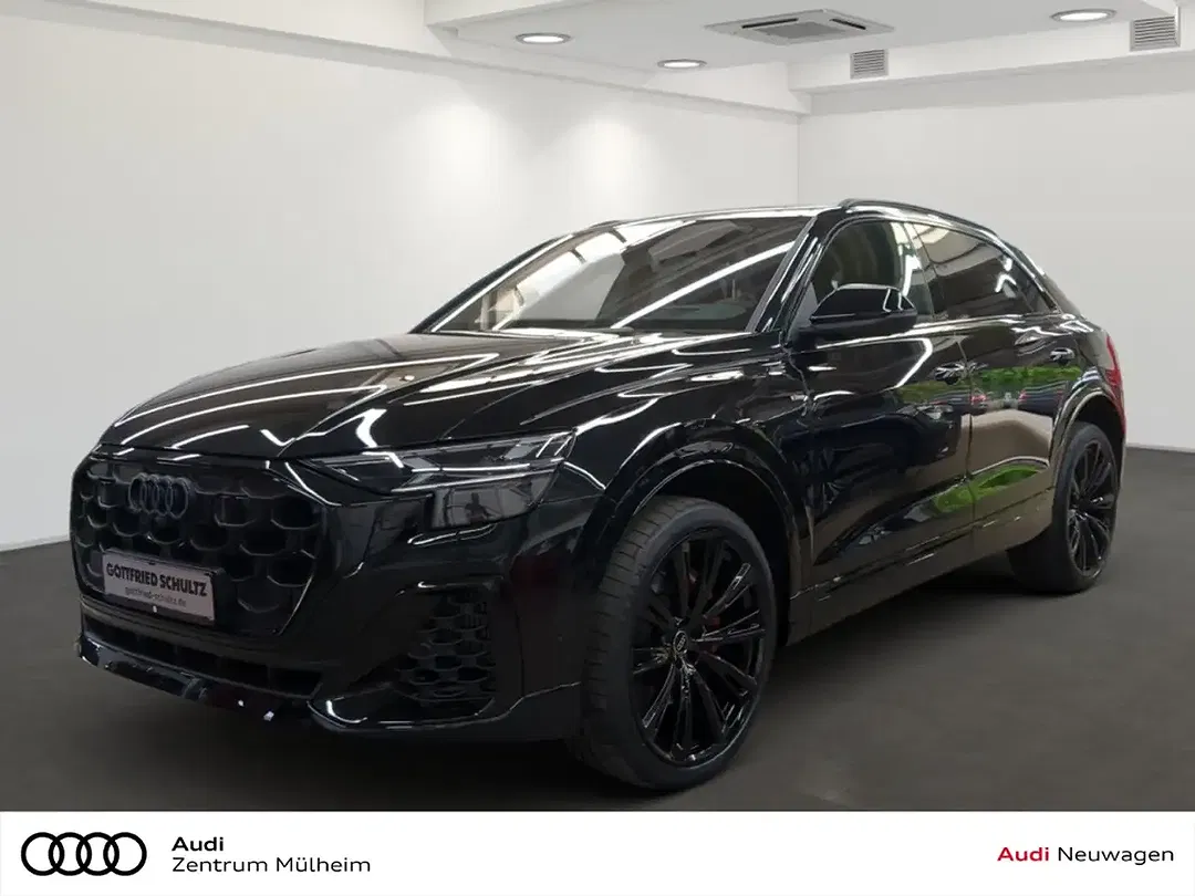 Audi Q8 - Thumbnail 1