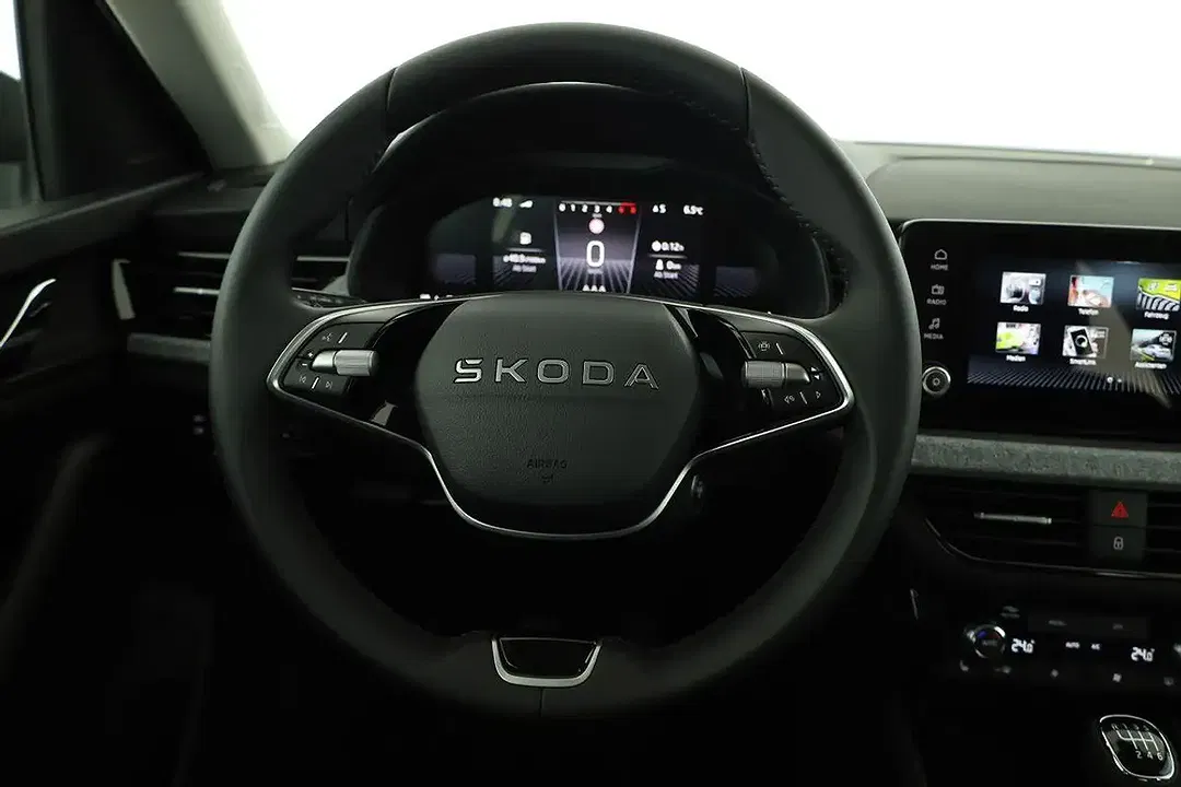 Skoda Kamiq - Thumbnail 5