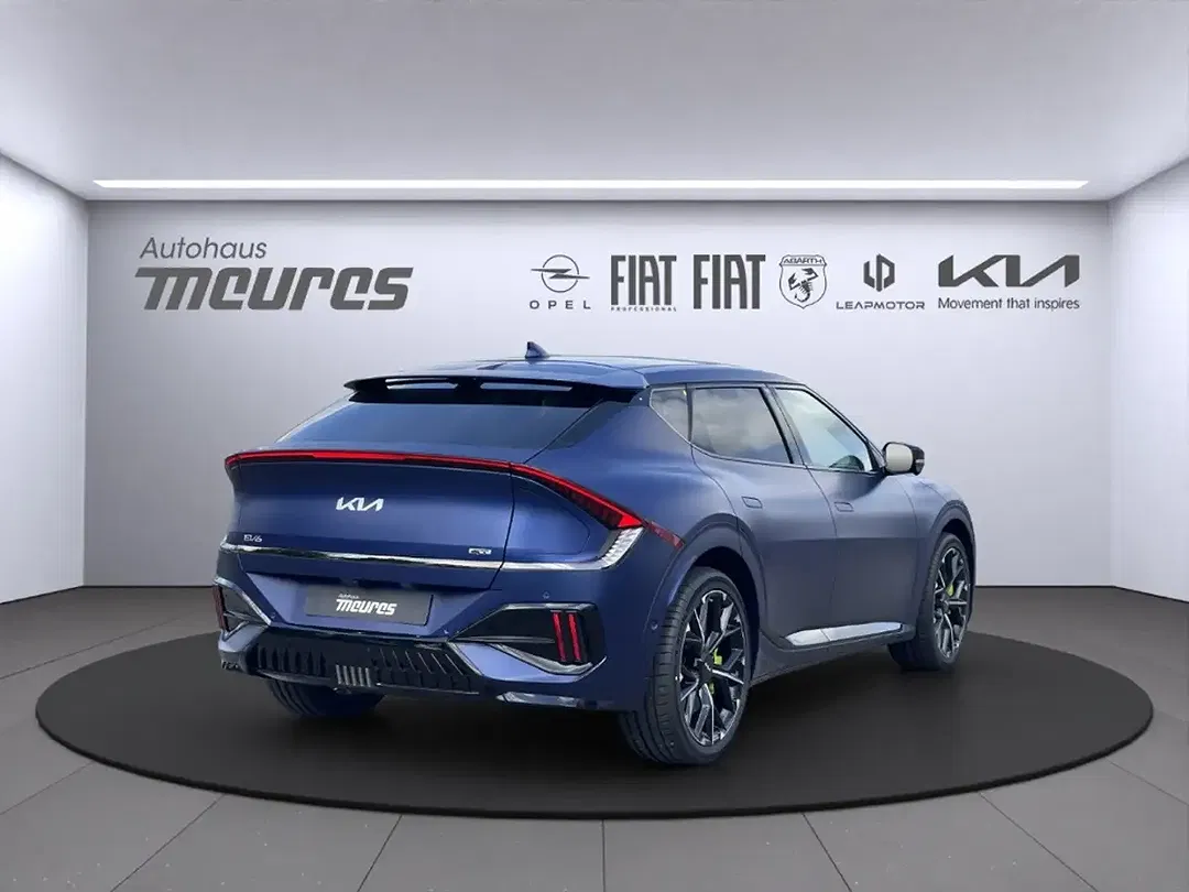 Kia EV6 - Thumbnail 4