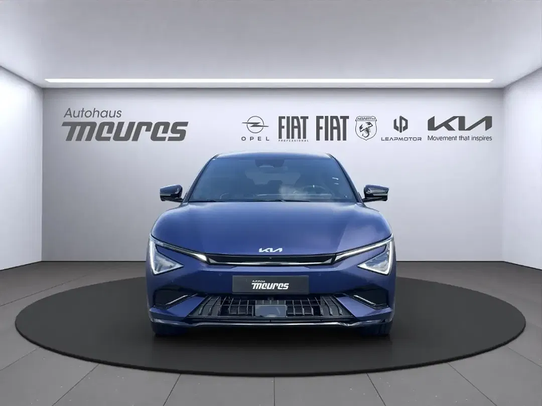 Kia EV6 - Thumbnail 6
