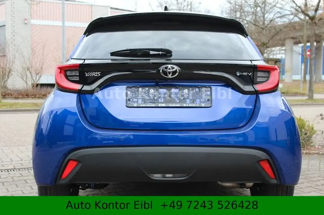 Toyota Yaris - Thumbnail 5