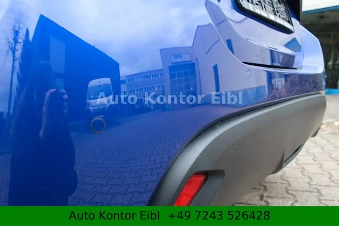 Toyota Yaris - Thumbnail 7