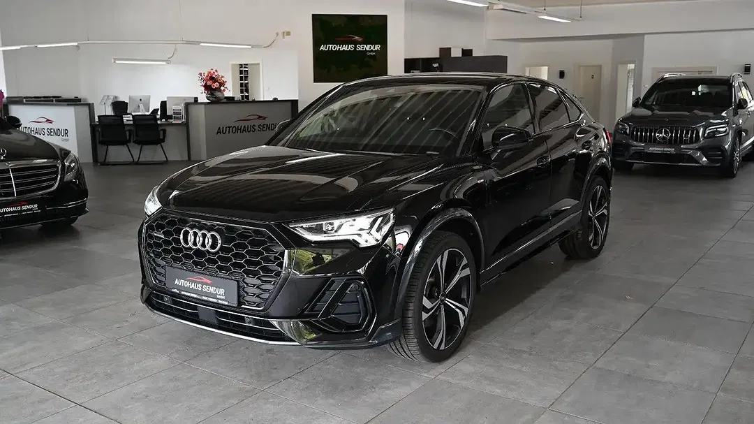 Audi Q3 - Thumbnail 2