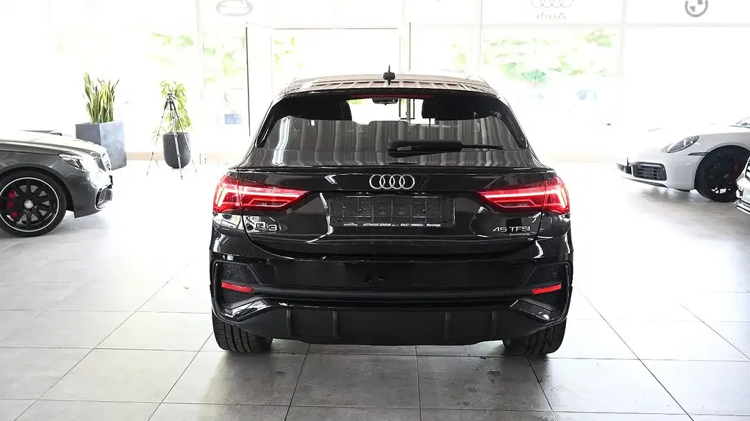Audi Q3 - Thumbnail 6