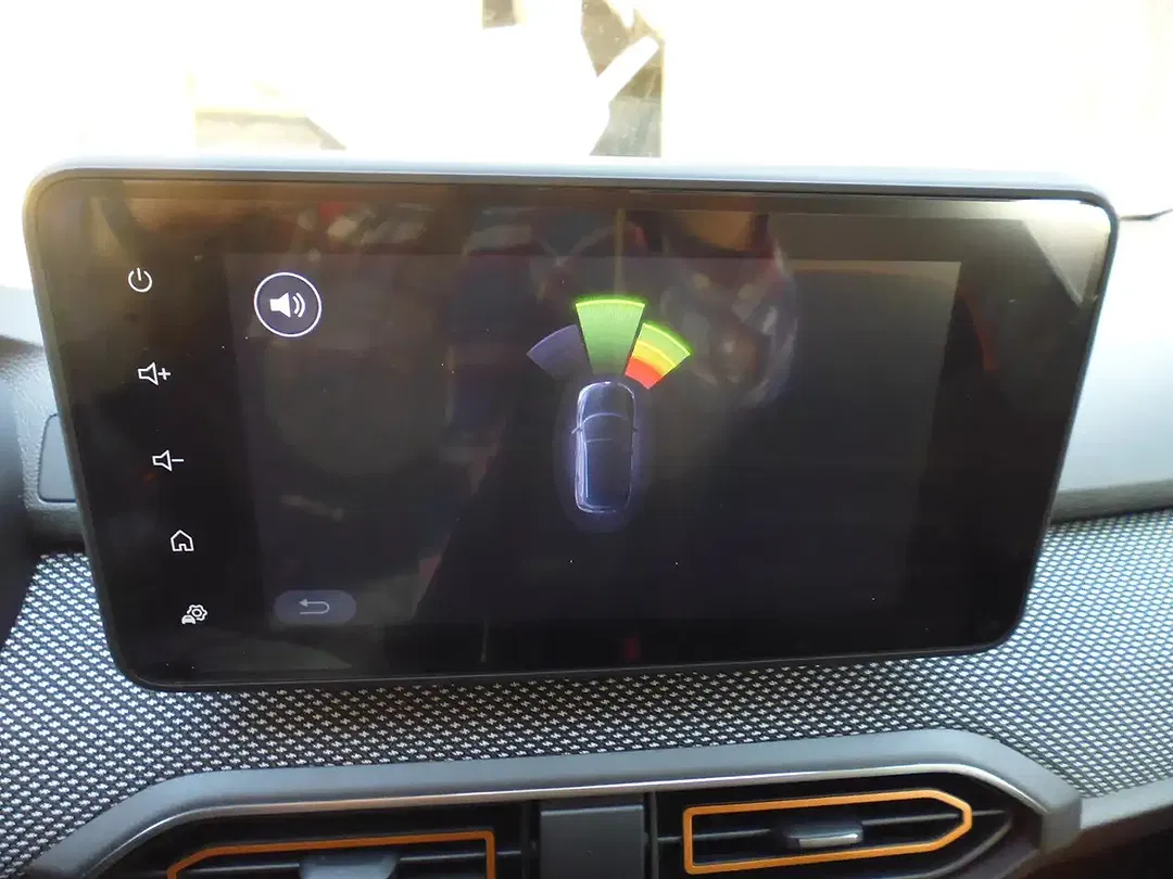 Dacia Sandero - Thumbnail 7