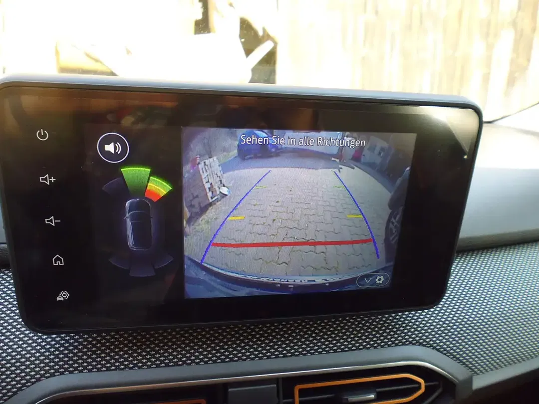 Dacia Sandero - Thumbnail 8