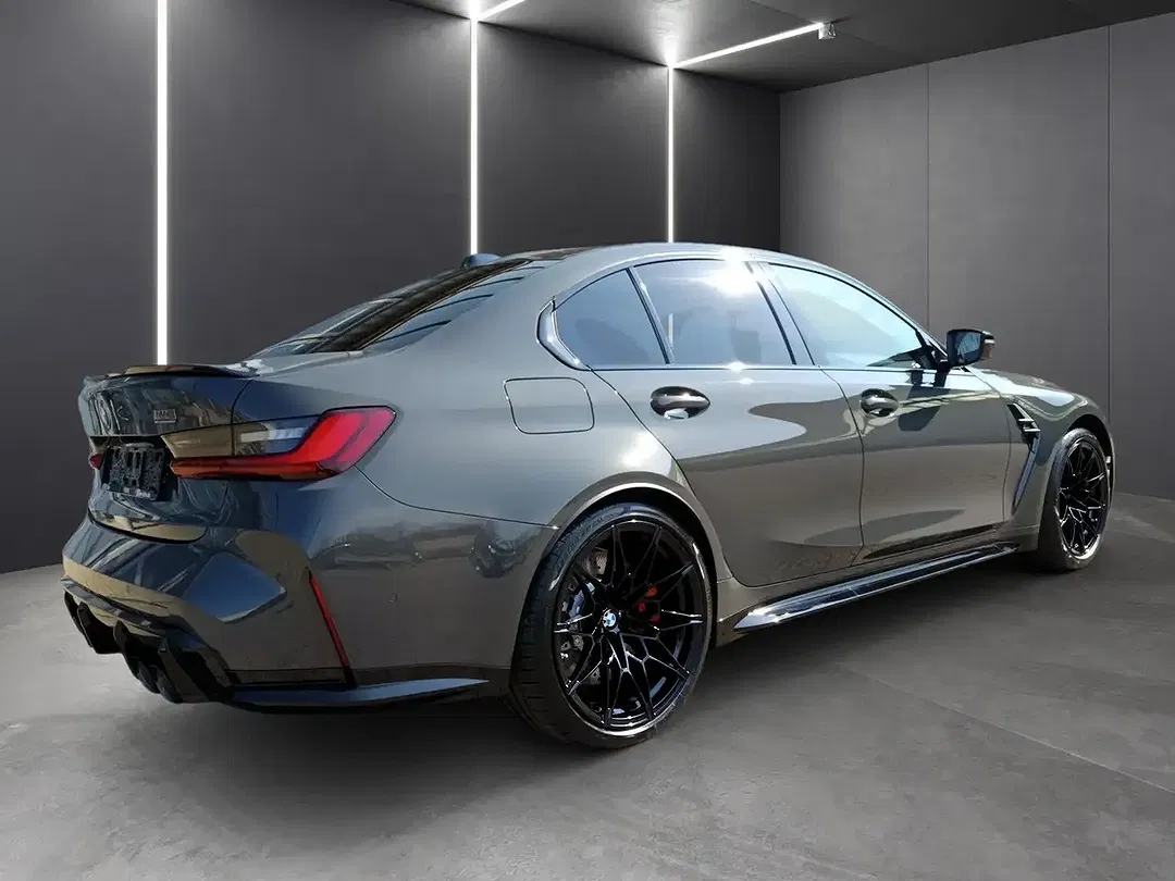 BMW M3 - Thumbnail 4