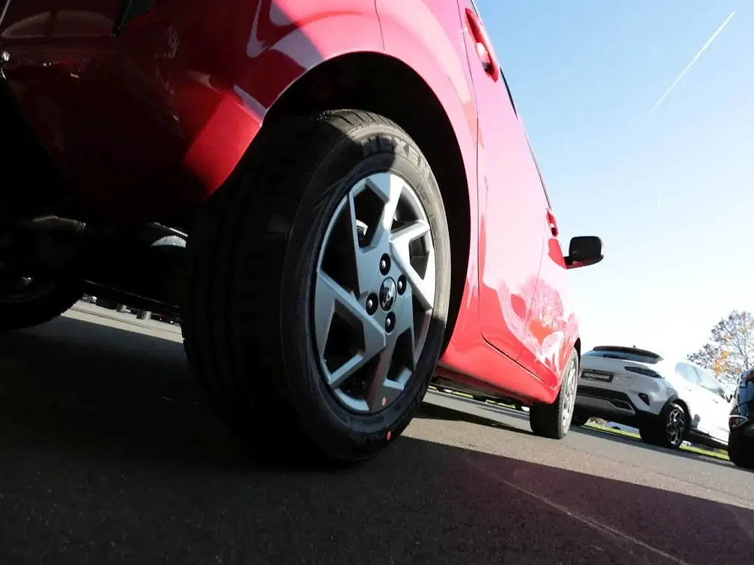 Kia Picanto - Thumbnail 4