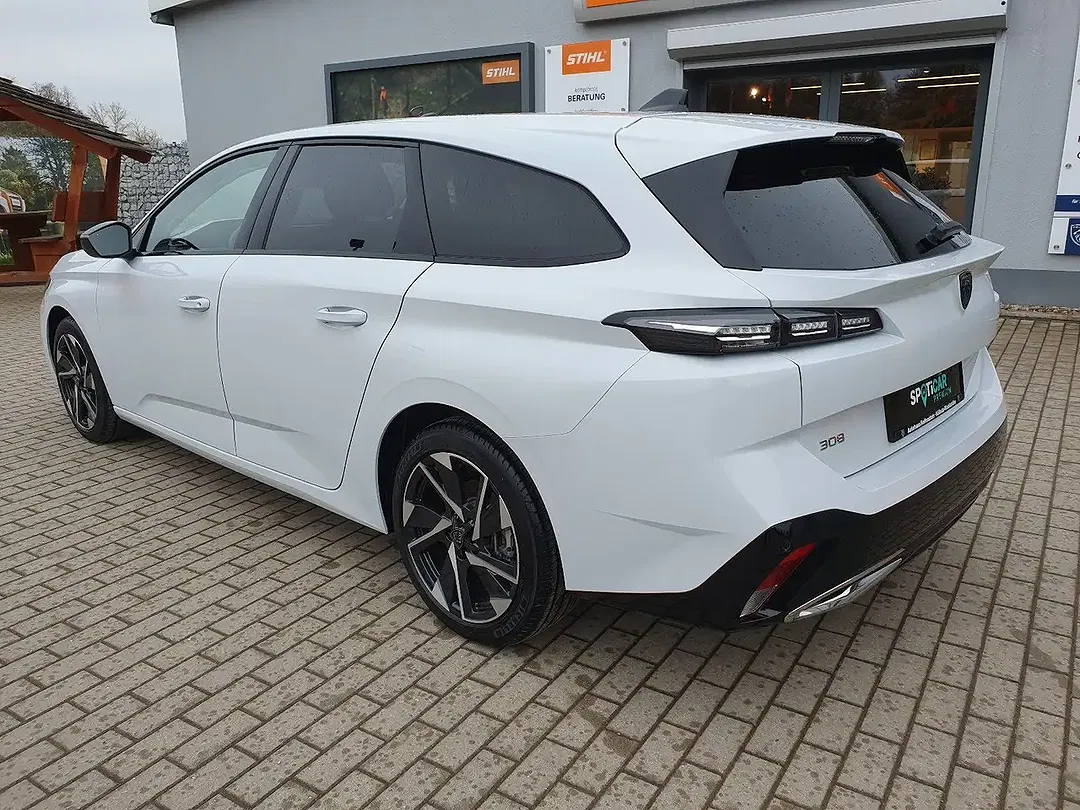Peugeot 308 - Thumbnail 3