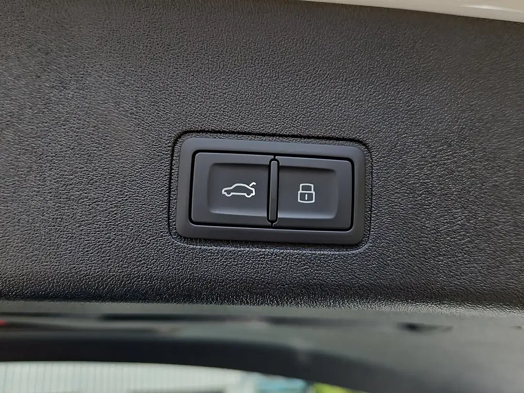 Audi Q3 - Thumbnail 13