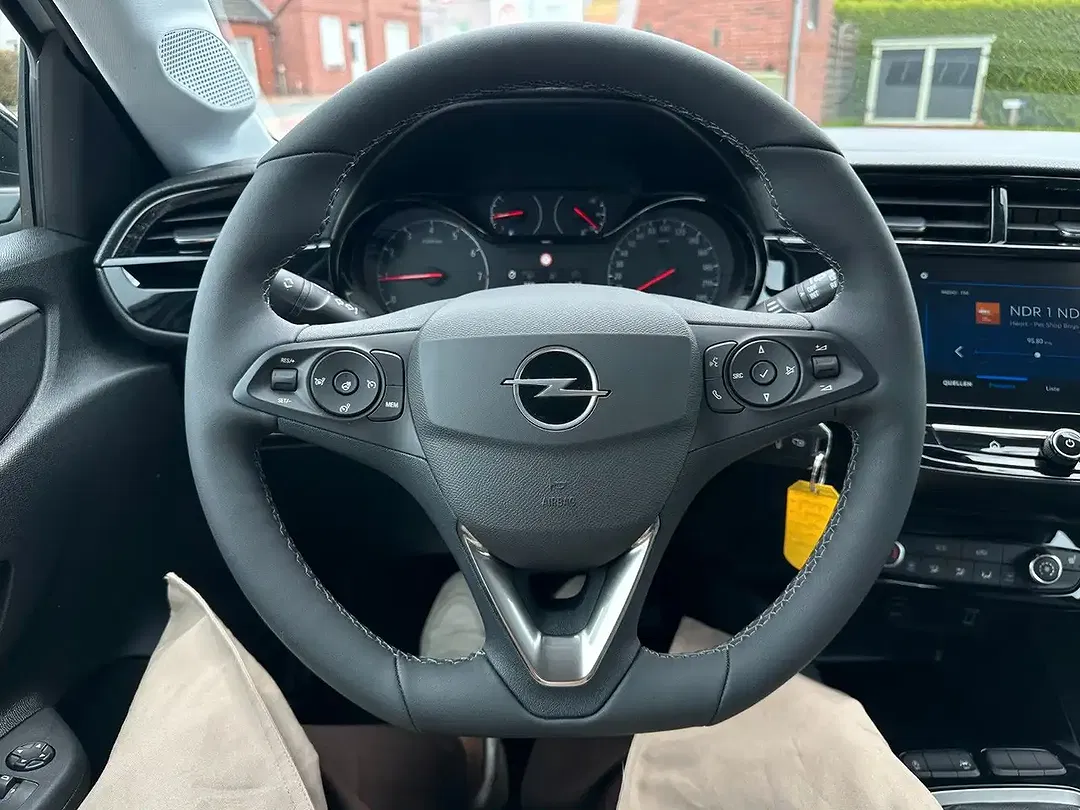 Opel Corsa - Thumbnail 10